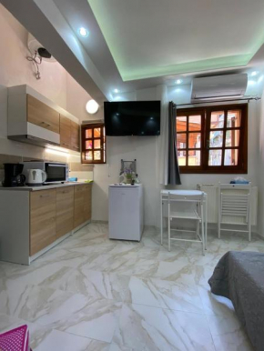Ano Poli Studios 4